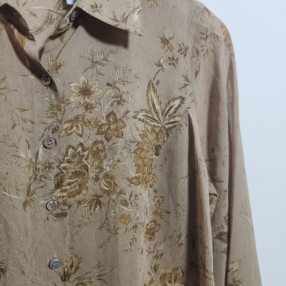 Liz Claiborne Floral Button Up Shirt Size 6 Textured Sheer Neutral Mallcore Top - Picture 6 of 9